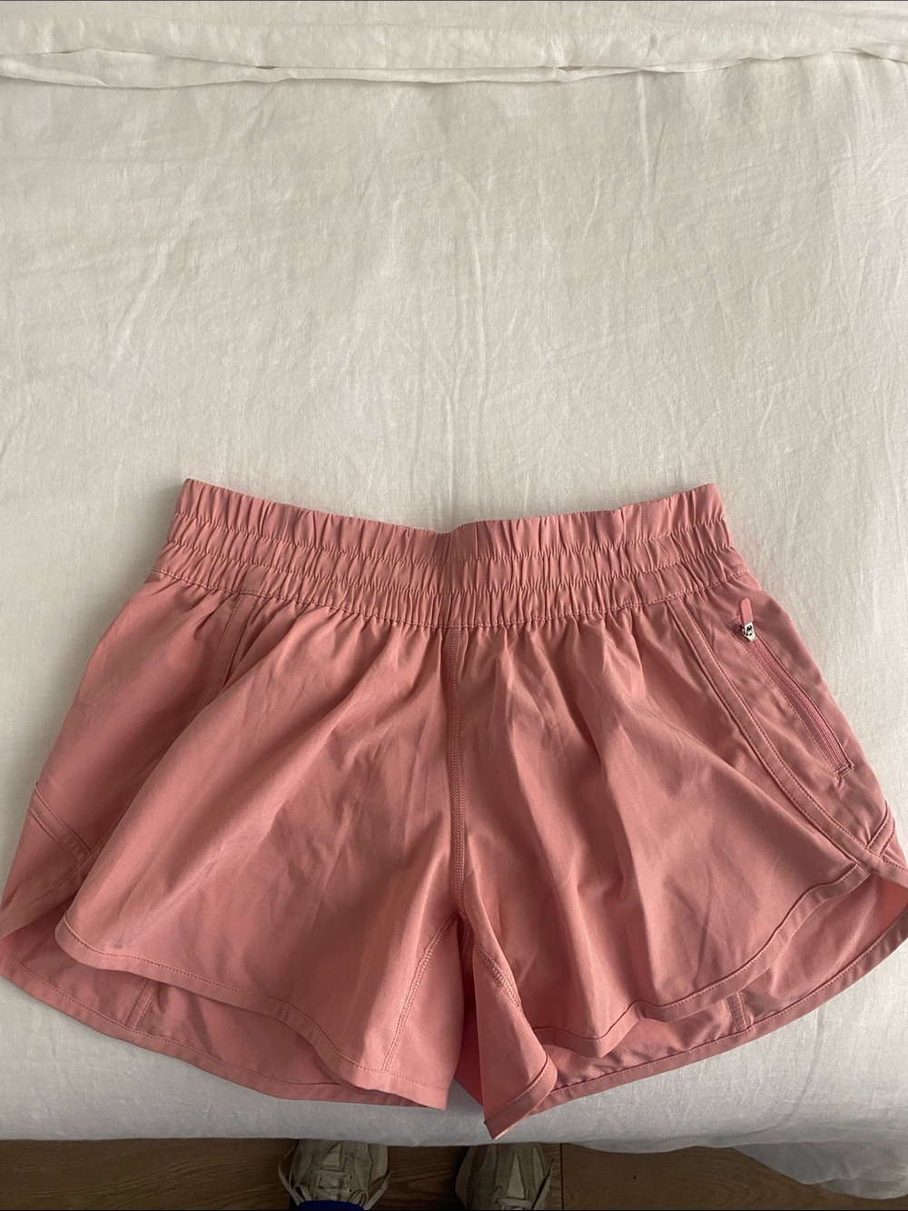 Lululemon Hotty Hot Shorts 4”